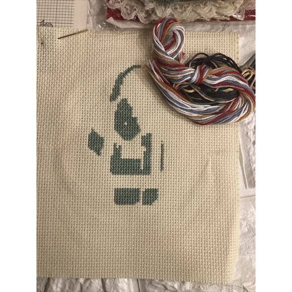 Christmas In The Country Cross Stitch Kit approximately 6" - Picture 3 of 4